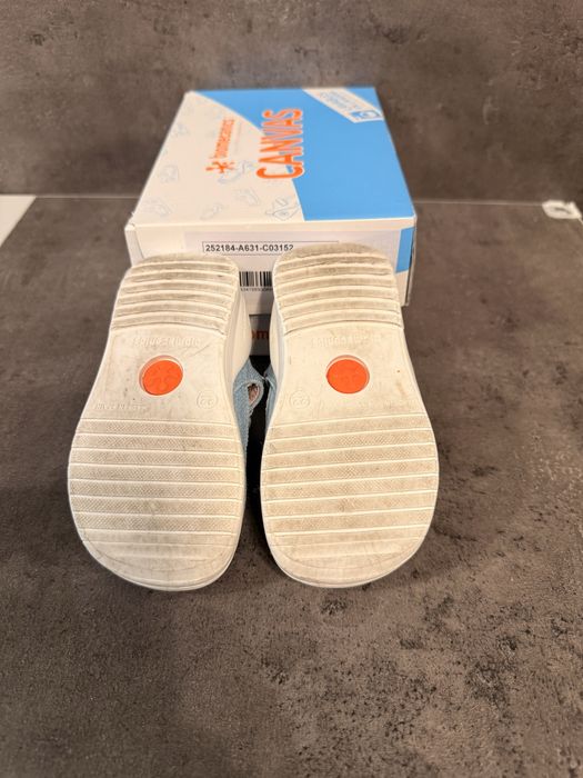 Sandale Biomecanics copii, mărimea 22 – stare excelentă