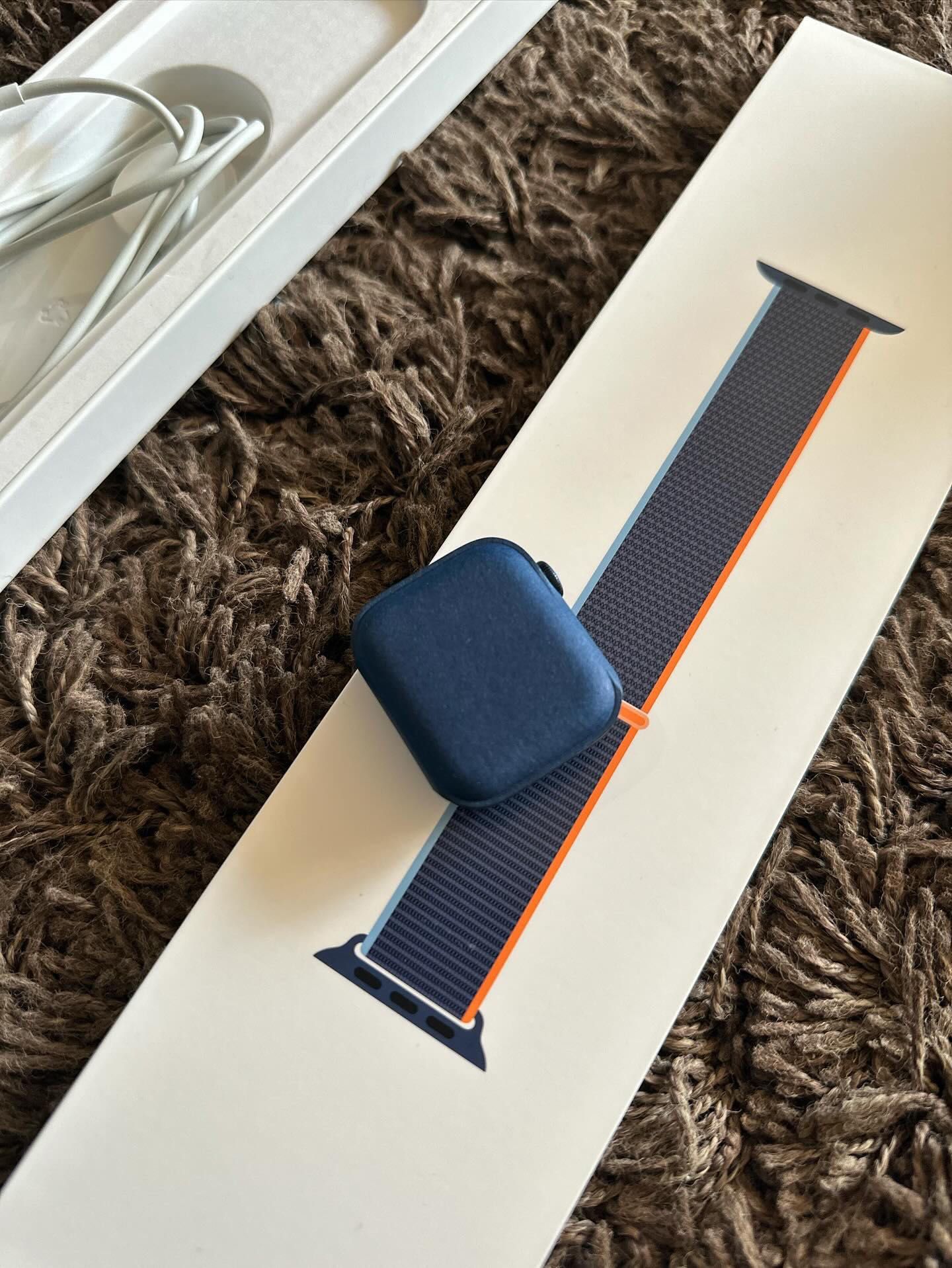 Apple Watch Series 6 Blue Aluminium Case 40mm