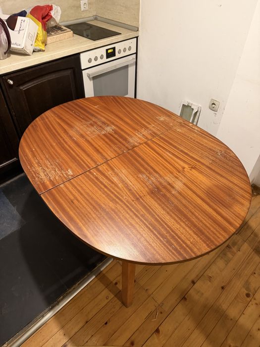 Подарявам мебели