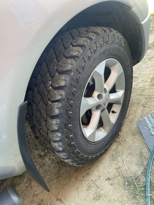 Nissan navara D40
