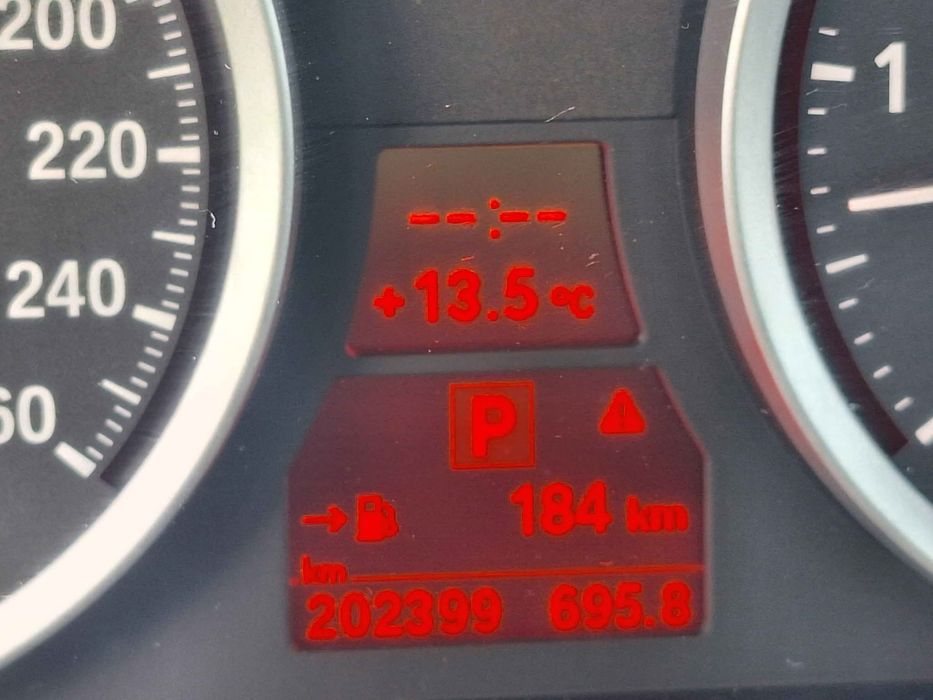 Vand masina BMW x6 stare foarte buna