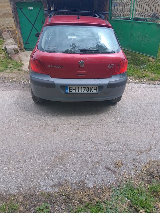 Продавам Пежо 307нbi