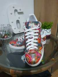 Adidasi Stan Smith impecabila