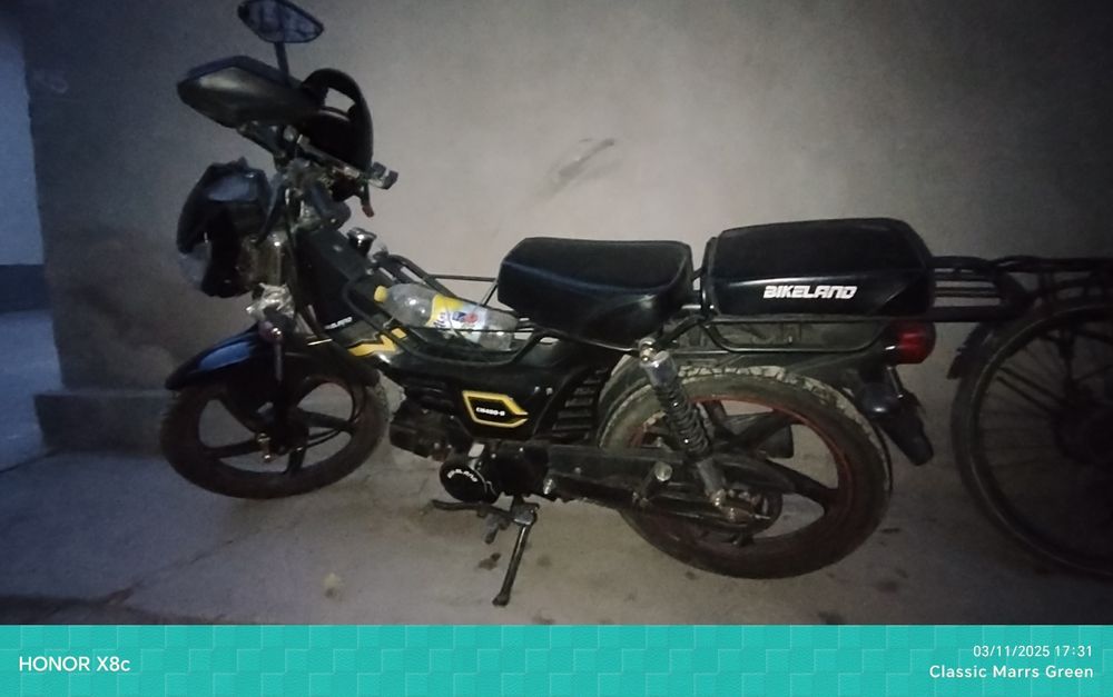 Moped sotiladi: Mexanika