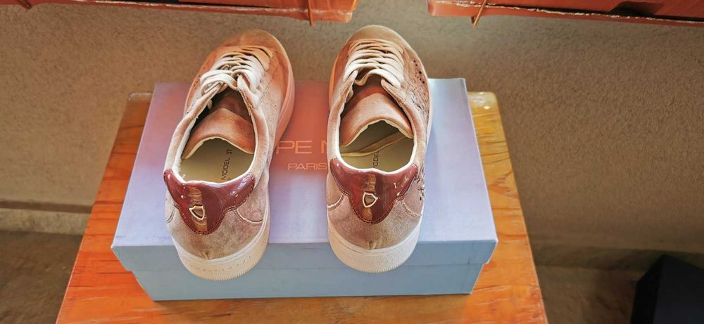 Оригинални маркови дамски маратонки/сникърси PHILIPPE MODEL - 37 номер