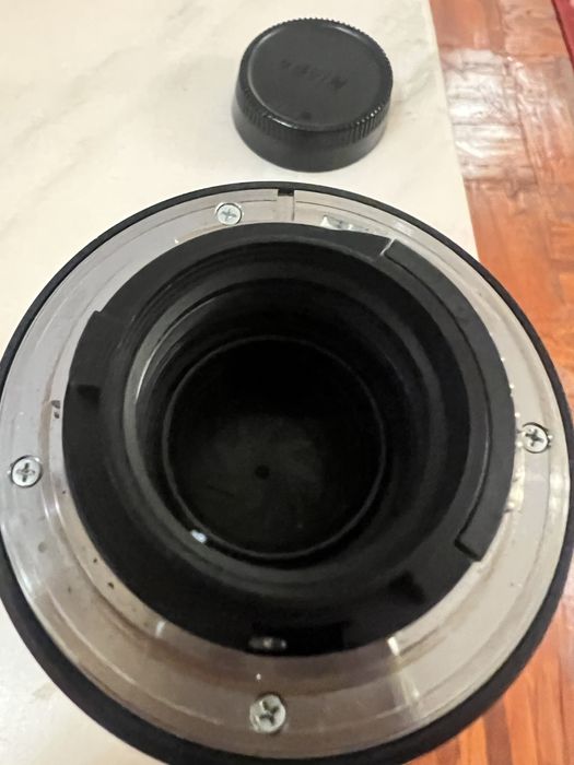 Tamron SP AF 90mm f/2.8 Di Macro