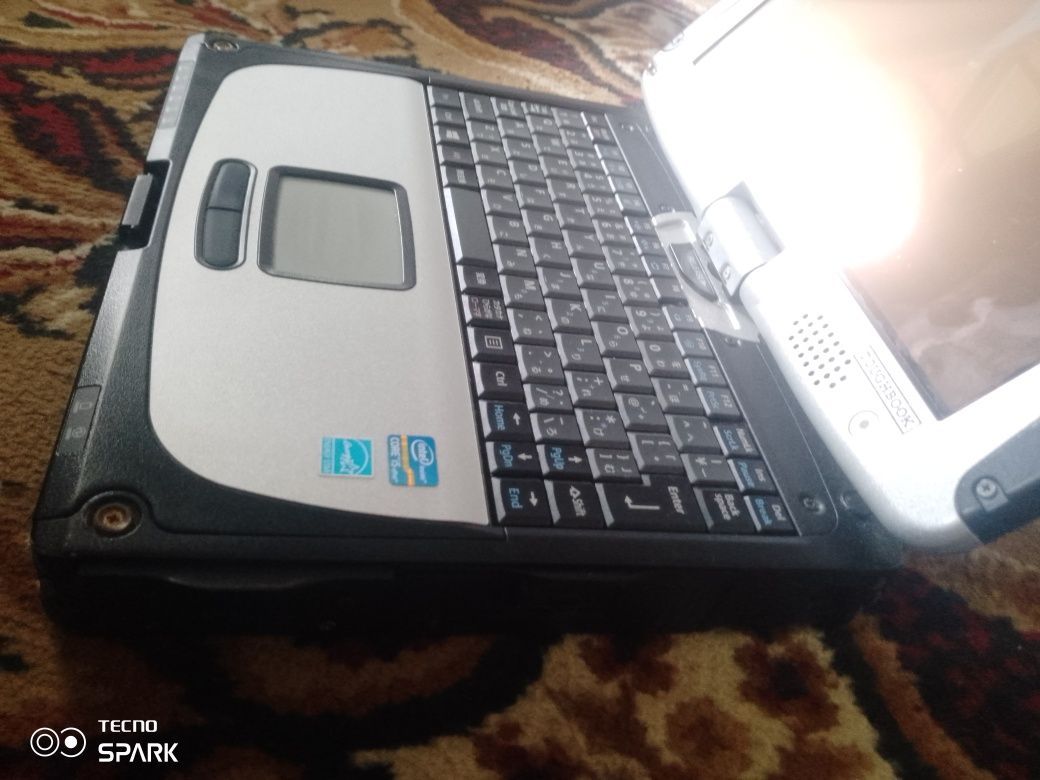 Toughbook bolib suvga chidamli qurilma
