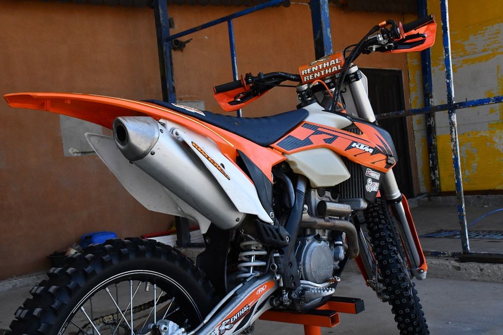 Vând KTM 250 sxf
