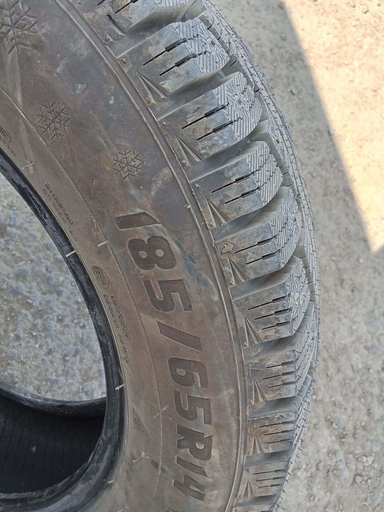 Продам зимнюю резину