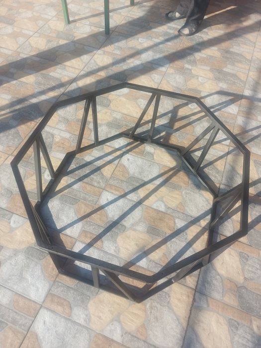 Холна маса метал с дърво