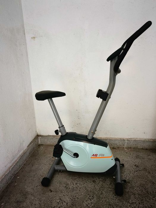 Продавам велоергометър