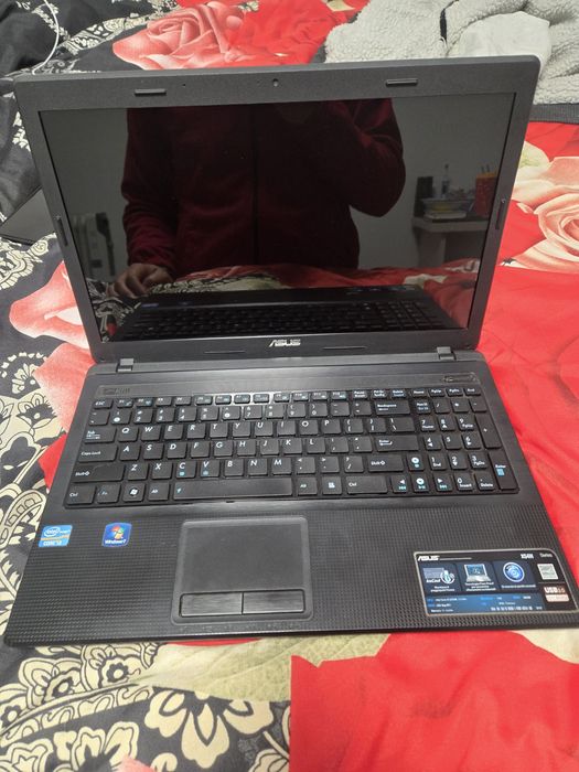 ASUS X54H SERIES  in stare impecabilă !!