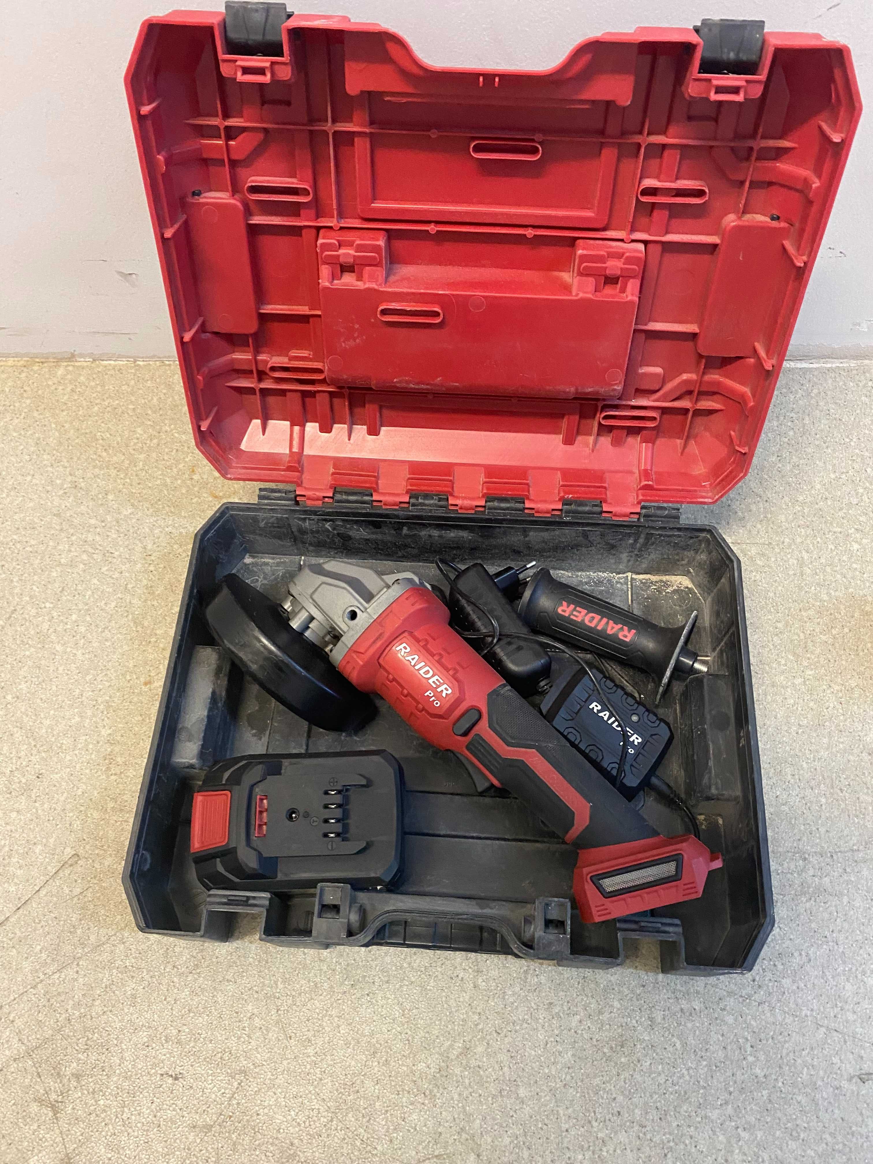 030230	R20 Ъглошлайф акум.безчетков Ø125mm 4Ah в куф. RDP-PBAG20Set