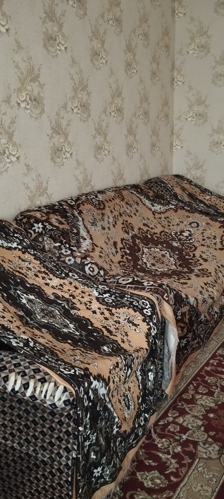 Divan kreslo xolati yaxshi