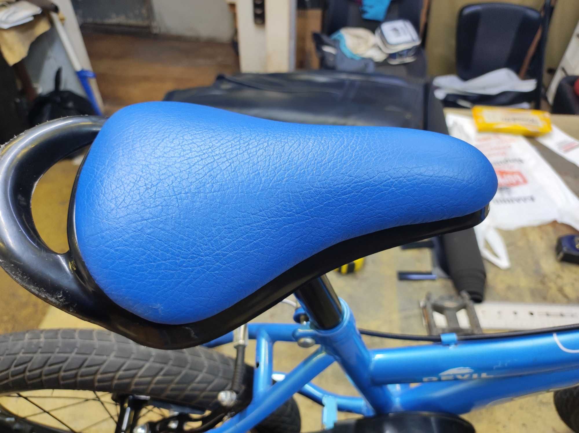 Детски велосипед Byox със спомагателни колела 16" Devil BLUE