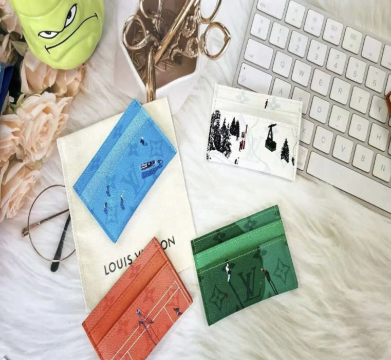 Louis vuitton card holder