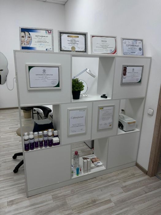 Продается полка в хорошем состоянии