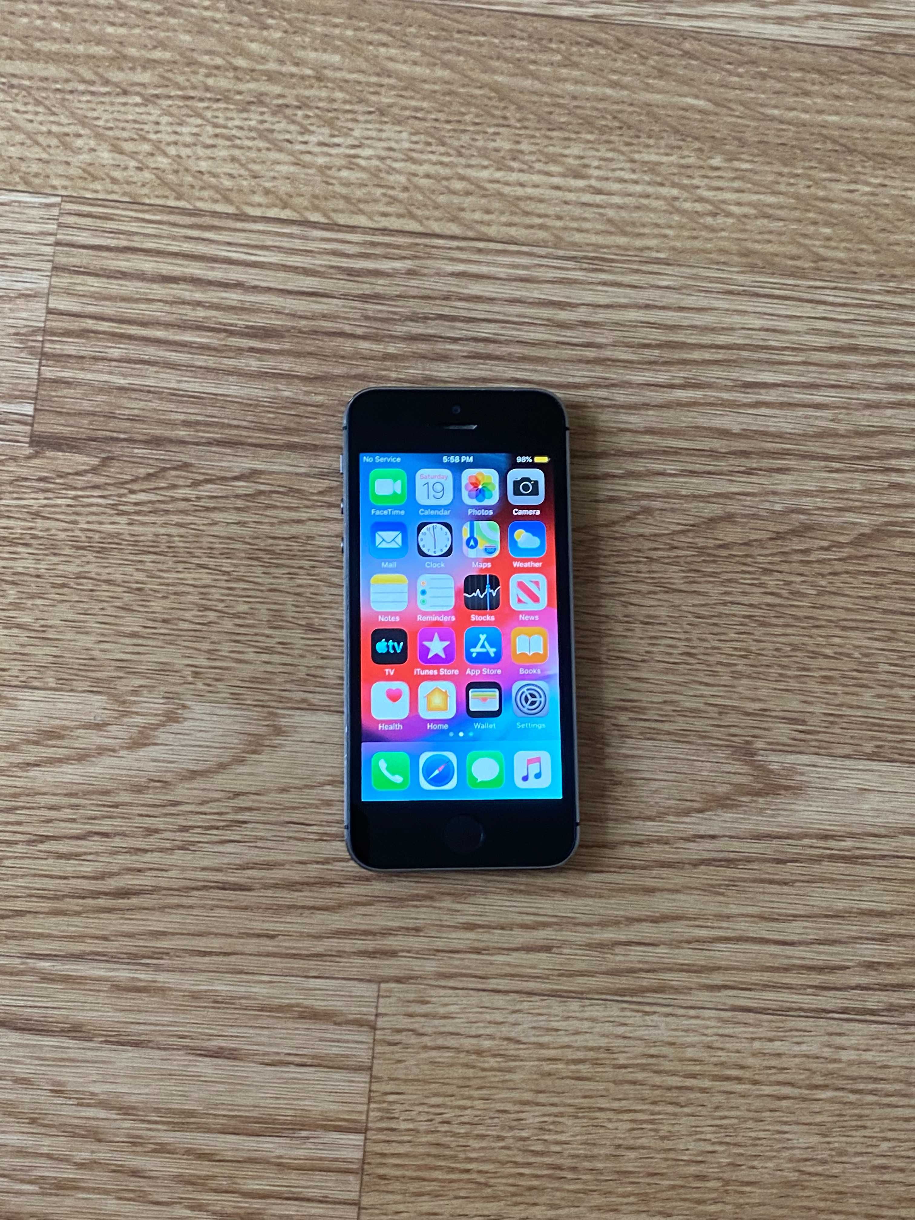 iPhone 5S -16 GB , bypass -piese originale !