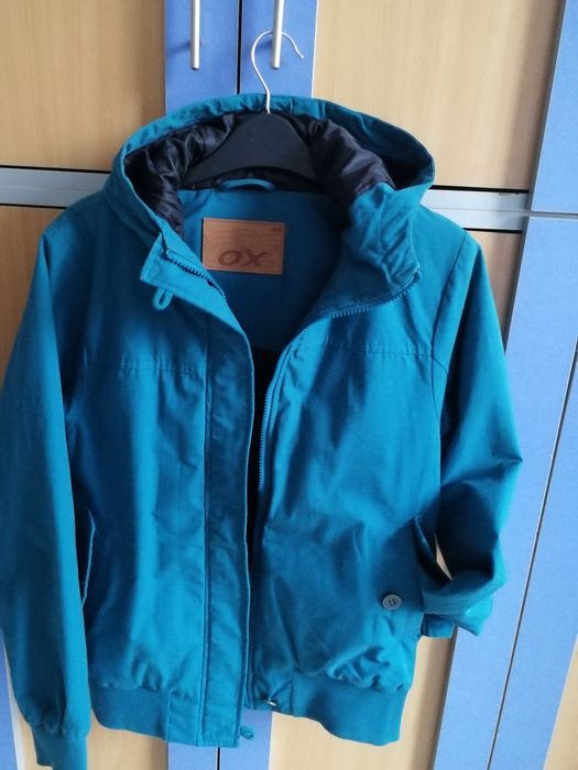 Paltoane noi ,,Benetton", Palton lână, Haină piele, Geacă