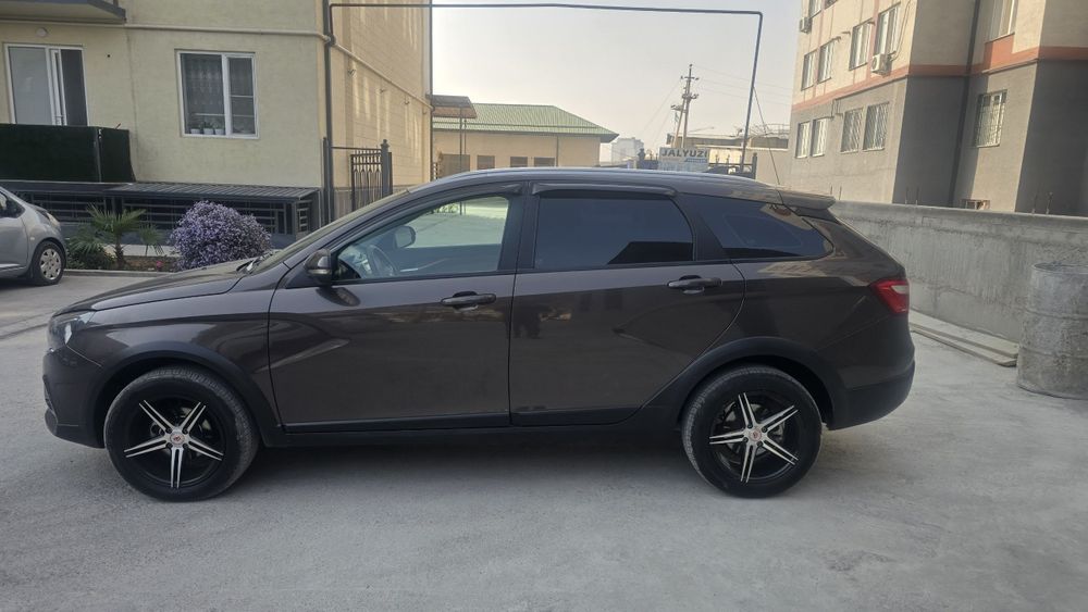 Lada vesta 1.6 mator kirska tozza