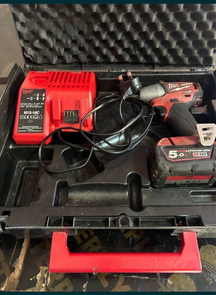 Гайковерт на батерии за части MILWAUKEE 18V brushless 3