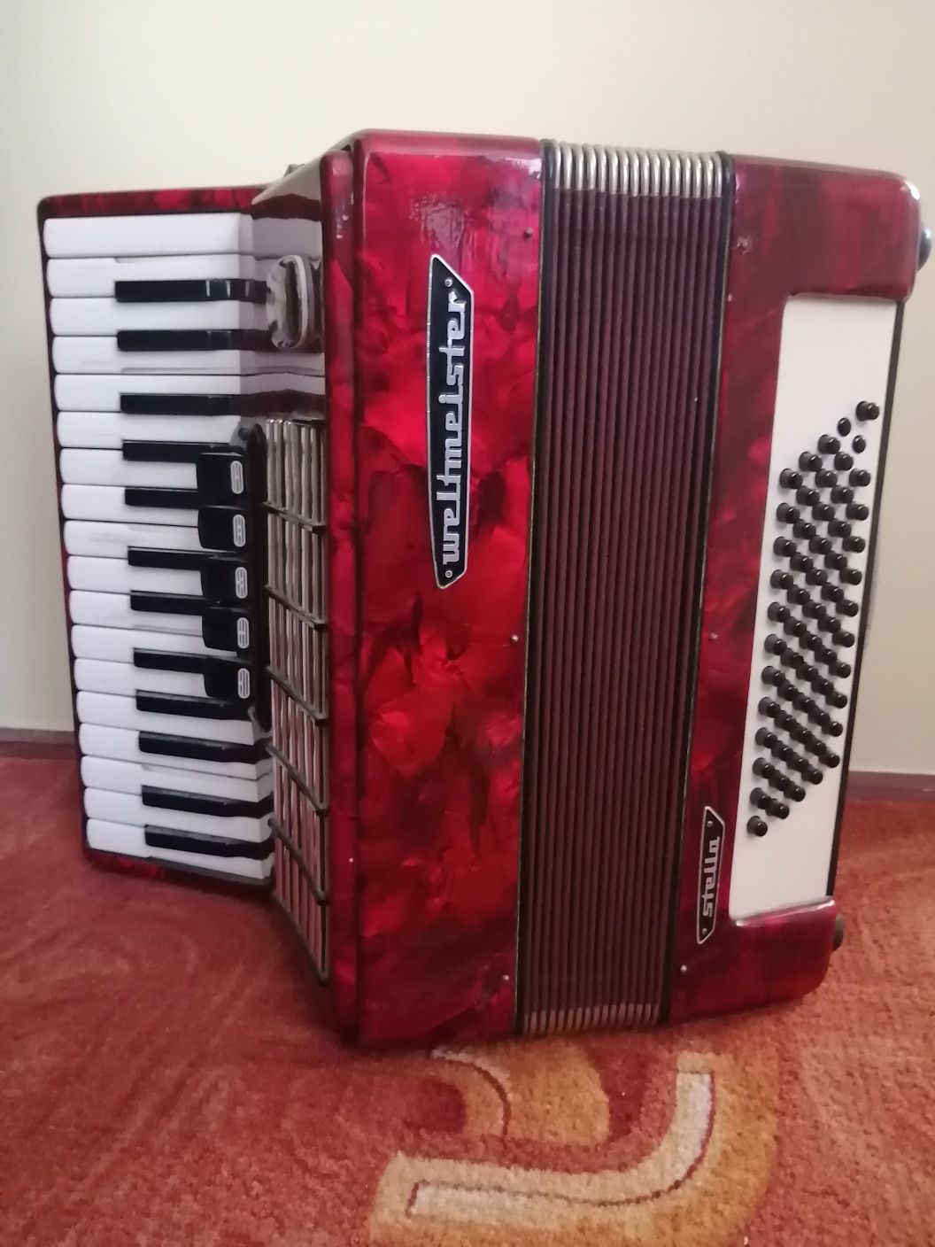 Acordeon weltmeister stella 60 bași