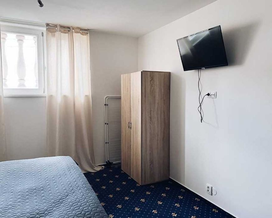 Дава се под наем Едностаен апартамент в Пловдив, Въстанически - 36 кв.м за 158.1 € - Снимка #2