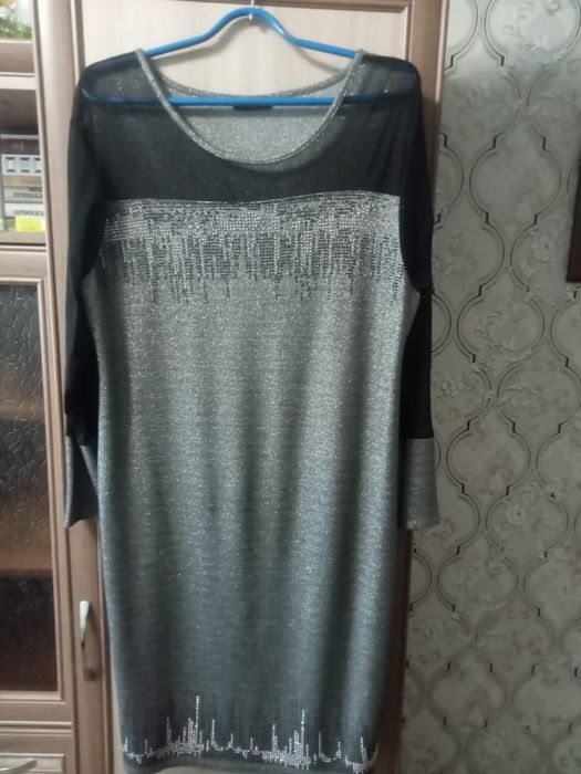 Продам вещи,сапоги,ботинки демисезонные,платья,дублёнка.