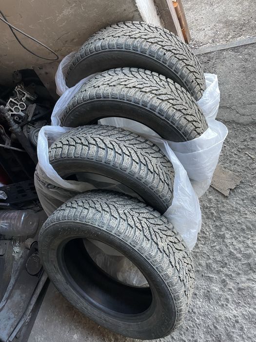 Продам комплек шин