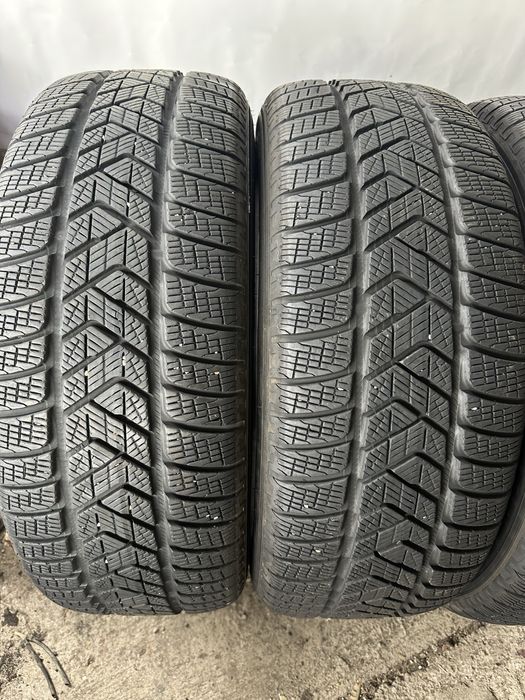 235/60/18 Pirelli dot21