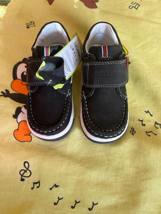 Велурени детски обувки Lasocki