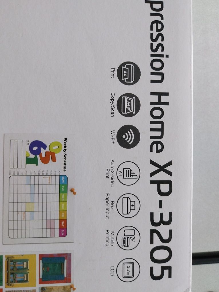 Vând imprimanta nouă Epson Home. XP 30205