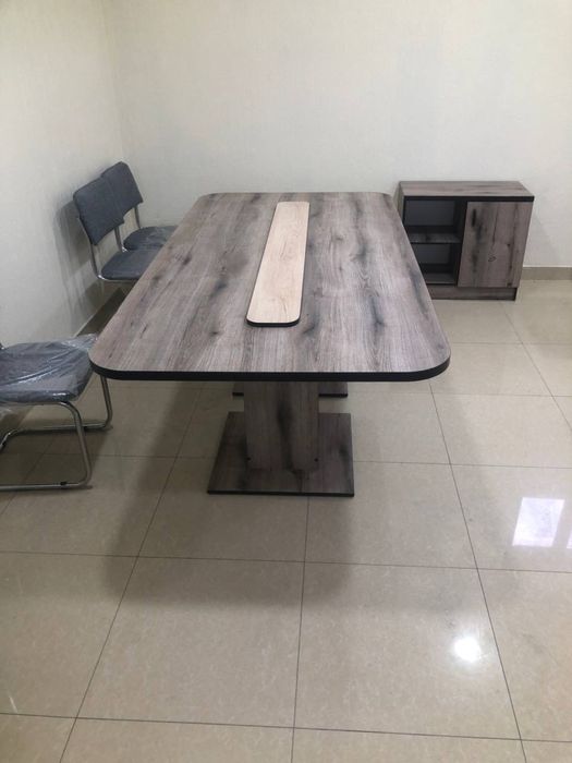 Стол для переговоров 220