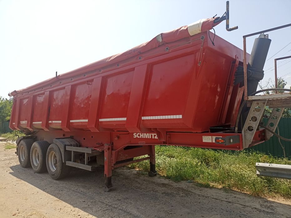 Vând semi-remorca Schmitz 2006 Galați