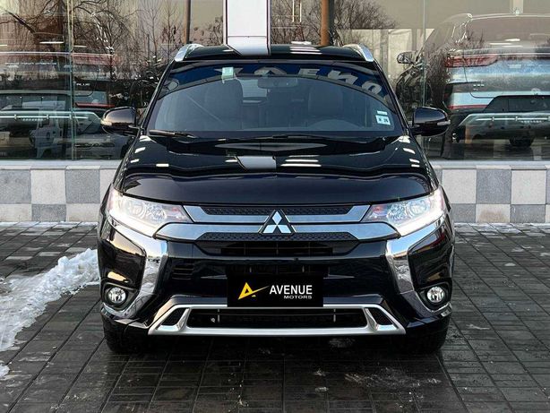 Продается Mitsubishi Outlander PHEV PLUG IN HYBRID