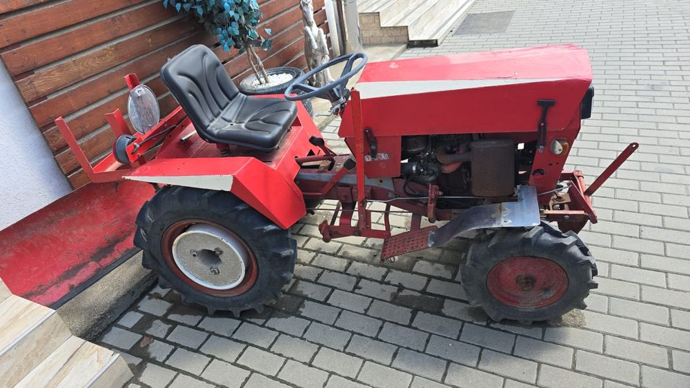 Tractoras Gutbrod 1050 cu Lamă de Zăpadă / Germania
