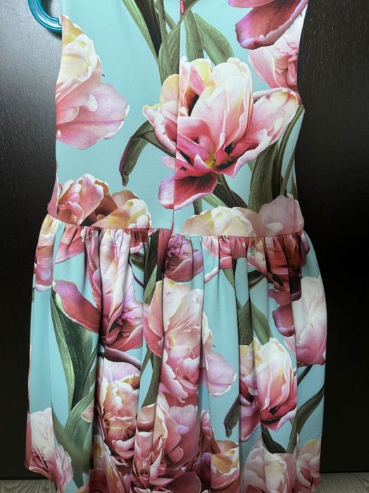 Официална рокля Точици