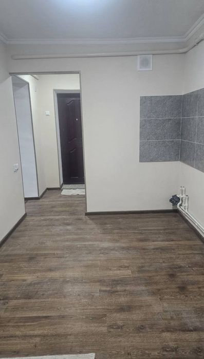 Срочно! Квартира  на Мирабад-Авиагородок 1/2/4 общ пл 28м ,балкон 1,2*