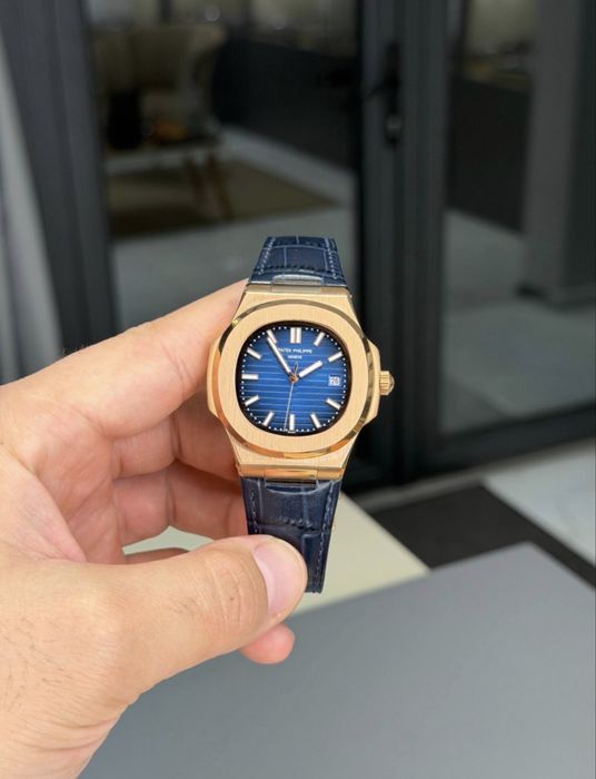 Patek Philippe часы наручные отличный подарок на новый год.