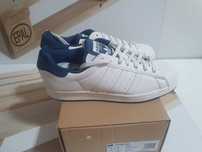 Adidas Superstar masura 40 2/3  si 44 originali noi in cutie