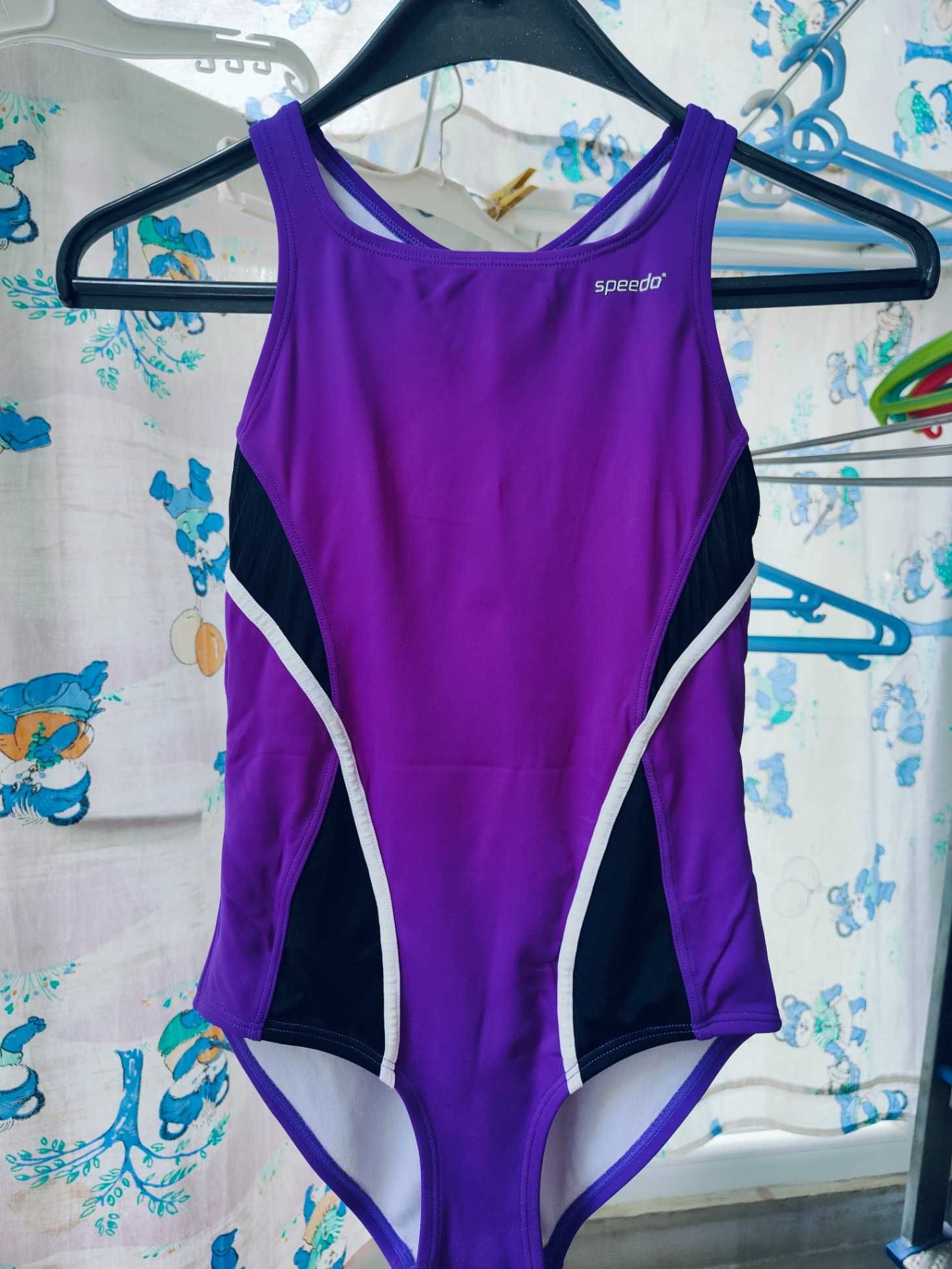 Детски / дамски бански  speedo - цял, за ръст 140-150см.