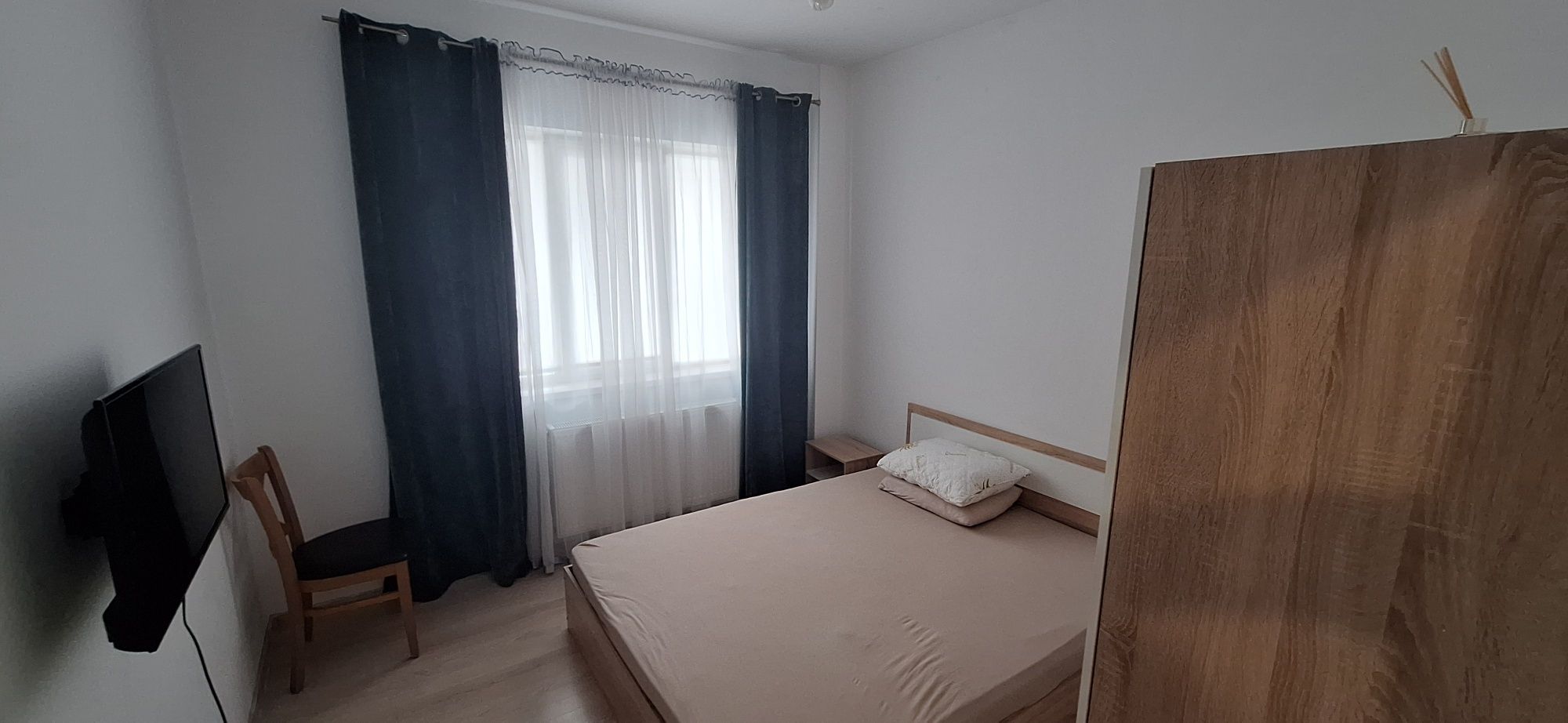 Particular - Inchiriez apartament 3 camere Giurgiului Dedeman