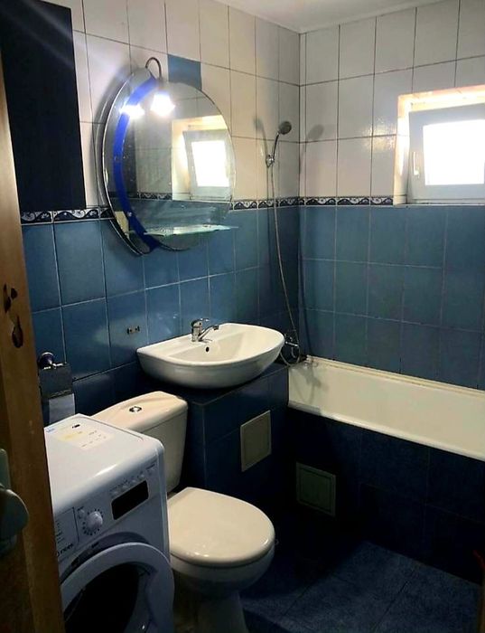 Închiriez apartament cu 2 camere, semidecomandat