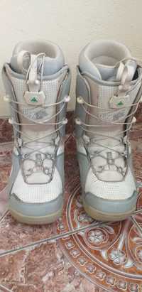 Boots / booti snowboard K2 , Marime 42