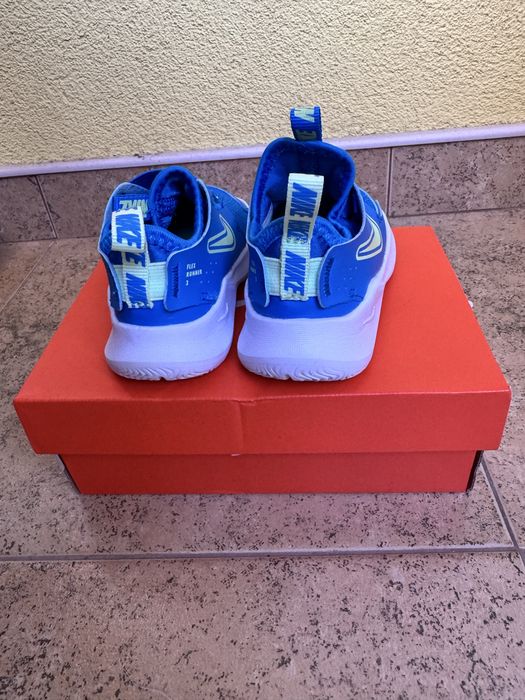 Бебешки маратонки Nike Flex runner 3 22