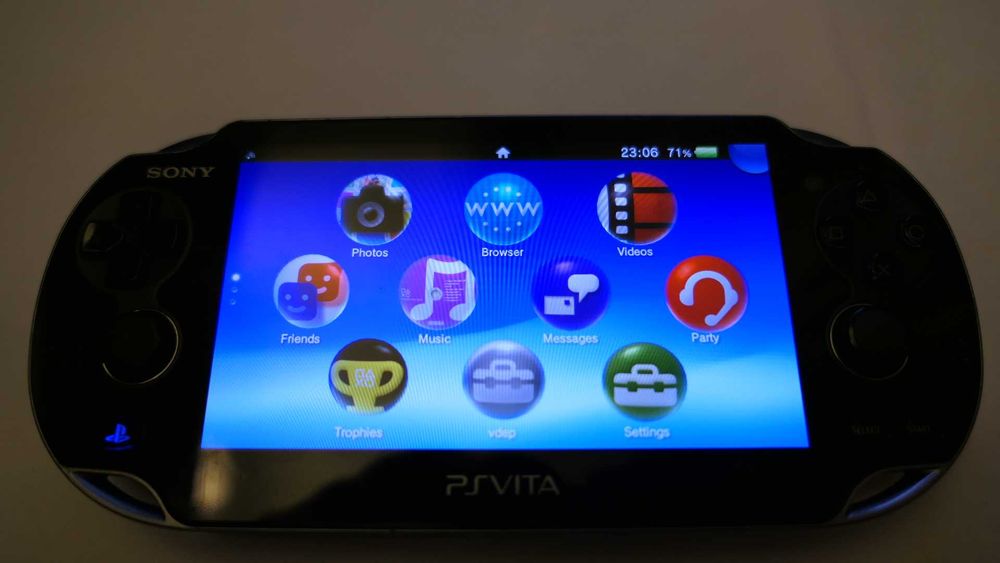 Consola Sony PS VITA + 3g