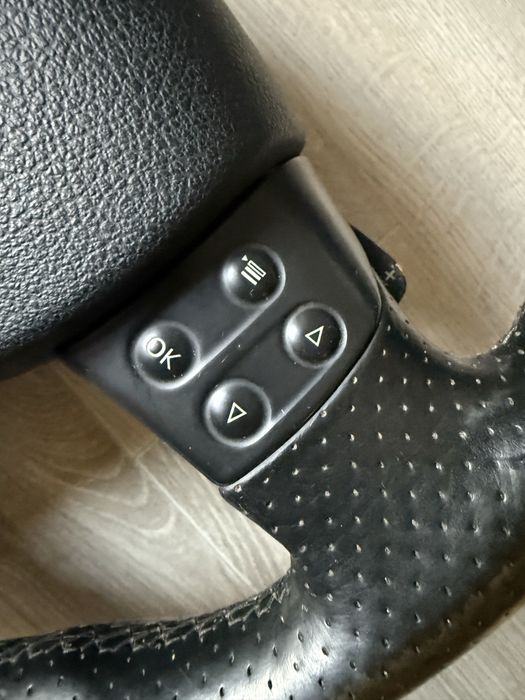 Волан VW Golf 5 GTI Голф 5 ГТИ