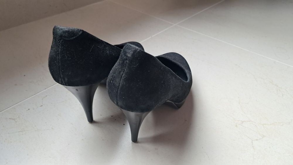 Pantofi ocazie din piele întoarsă  mărimea 38