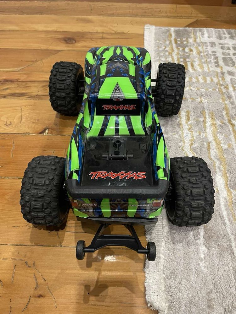 Traxxas Hoss 4x4 VXL