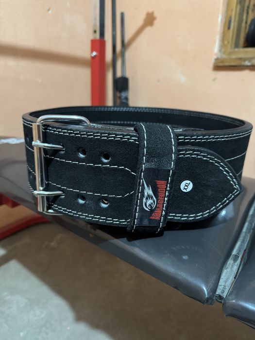 Трибойски фитнес колан